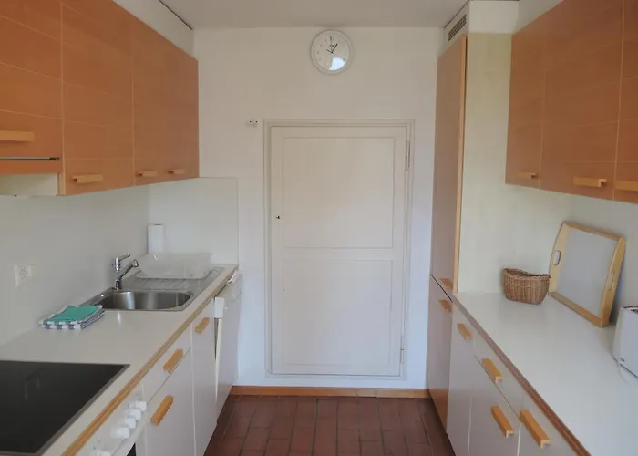 Bellaterra A By Fewotessin * لوكارنو