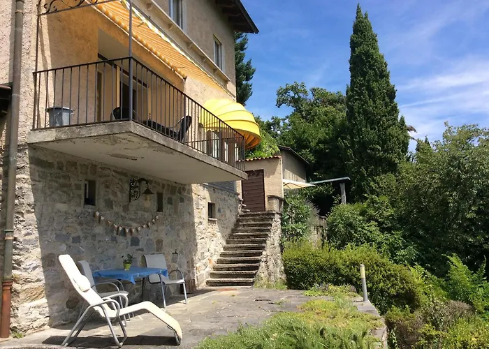 Bellaterra A By Fewotessin لوكارنو