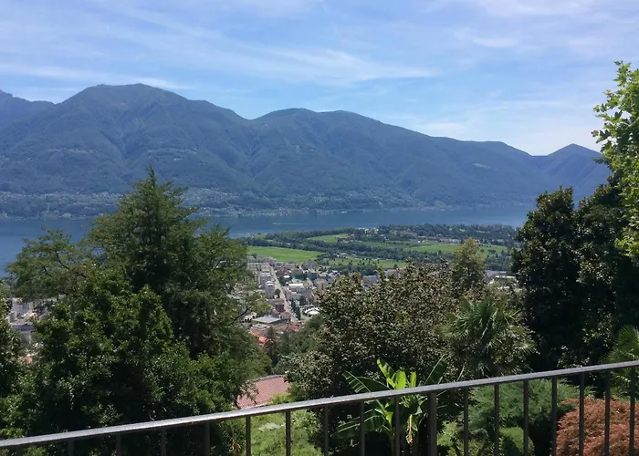 Vakantiehuis Bellaterra A By Fewotessin Locarno