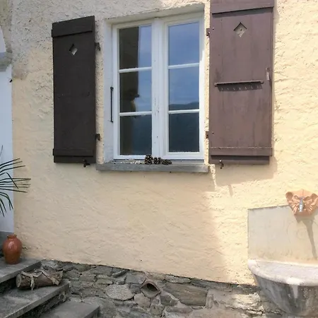 Bellaterra A By Fewotessin Λοκάρνο