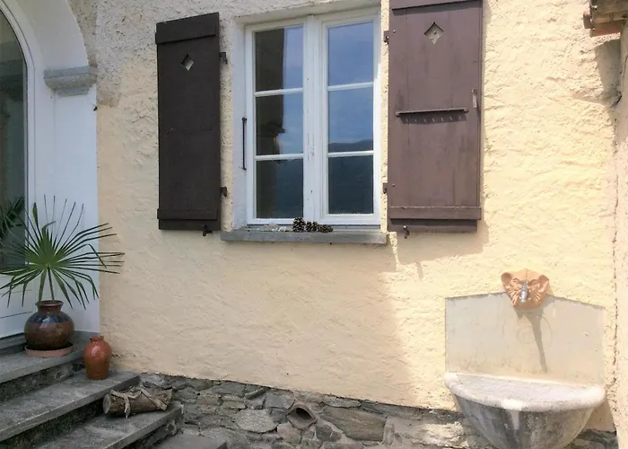 Bellaterra A By Fewotessin Λοκάρνο